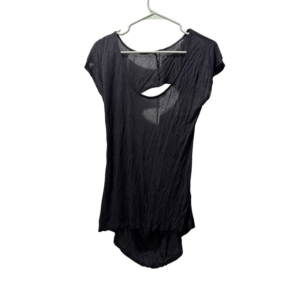 Mudd‎ Black Top with Back Cut Out and High-Low Hem Size M - Picture 2 of 4